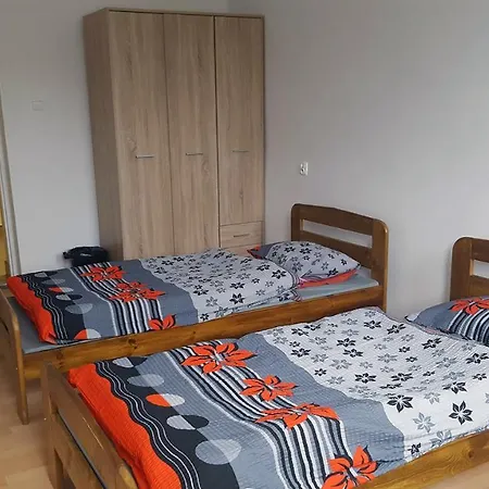 Best Location Хостел *